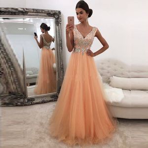 Een lijn formele prom jurk lange avond feestjes diepe v-hals mouwloze open rug kristallen top op maat gemaakte prom dresses