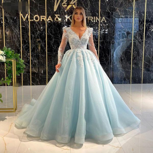 Une ligne line ciel bleu bleu exquis Dubaï Robes de soirée à manches longues en V couche en dentelle applique en perle plus taille