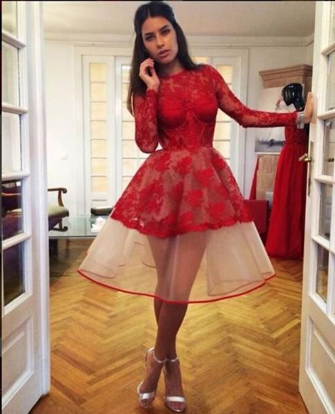 Une ligne rouge dentelle manches longues robes de soirée cocktail Sheer Beyonce thé longueur courte abiti da cocktail robes de bal pas cher robes de retour
