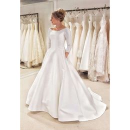 A-Line Simple Wedding Satin Nouvelles robes 2020 3/4 manches country Western Femmes Elegant Vintage Modest Bridal Bridal Robes avec poches CG001