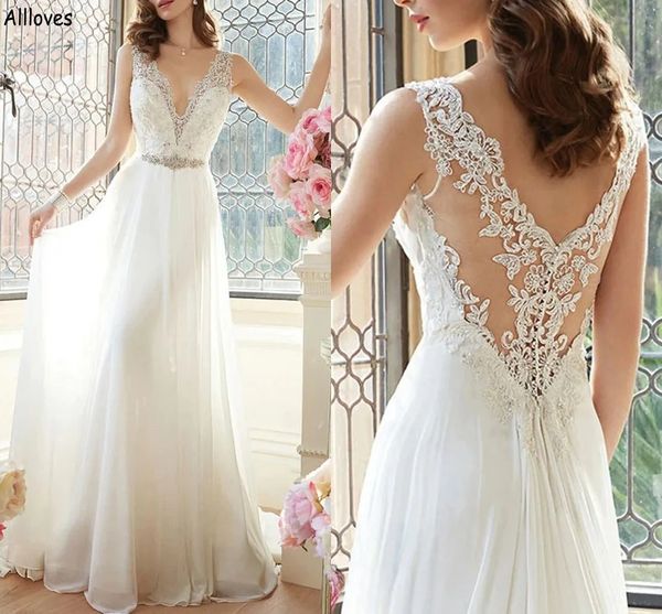 Una línea de vestidos de novia de tul Escote en V profundo Cristales brillantes Encaje Vestidos de novia elegantes Tren de barrido sin espalda sexy Tallas grandes Recepción Novia Robes de Mariee