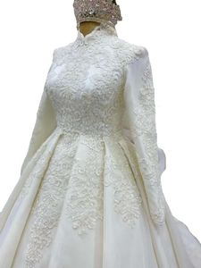 Une ligne vintage mariage nuptiale islamique musulman robes robes motif appliques appliques hauts manches longues perles arabe Dubaï formel gg ppliques rabic