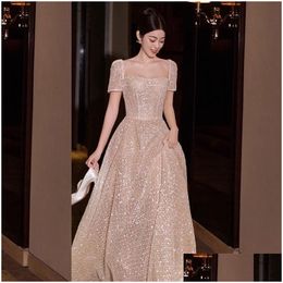 Robes de mariée en ligne 2024 Luxury Princess Plus taille FL Lace Robe brillante Couches courtes Couc carré Bouches de mariée