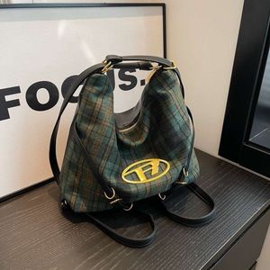 Une niche qui peut être utilisée pour les sacs Dingdang à une et deux épaules.Petit sac à vent parfumé polyvalent, nouvelle tendance Texture automne/hiver 2024, 78% de réduction en magasin, vente en gros