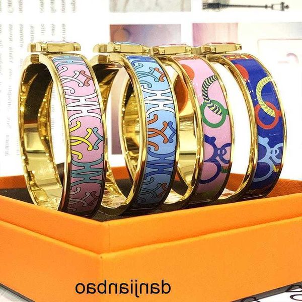 Un original designer unique bracelet mode en acier inoxydable ouvert pour les femmes or géométrique coloré émail peint s bijoux de mariage bracelet de luxe 6YWS