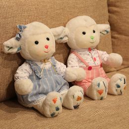 Een paar schapen poppen knuffel bretels hakama paar alpaca poppen Valentijnsdag geschenk
