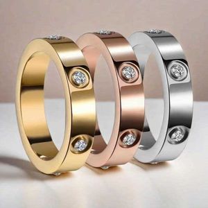 Une bague d'amour spéciale pour les femmes bijoux de style personnalisé haut de gamme luxe avec des anneaux originaux de charrette