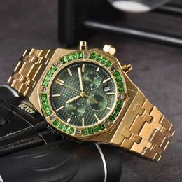 Une montre de sport suisse haut de gamme à six aiguilles à quartz pour hommes avec bande de silicone, montre à bague en diamant