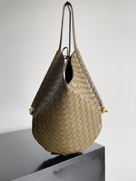 Un sac de style très décontracté avec un fort sentiment de luxe