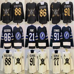 2024 Heren 91 Steven Stamkos 88 Andrei Vasilevskiy Tampa Bay 86 Nikita Kucherov 21 Brayden Point 77 Victor Hedman hockeyshirt gestikt S-3XL