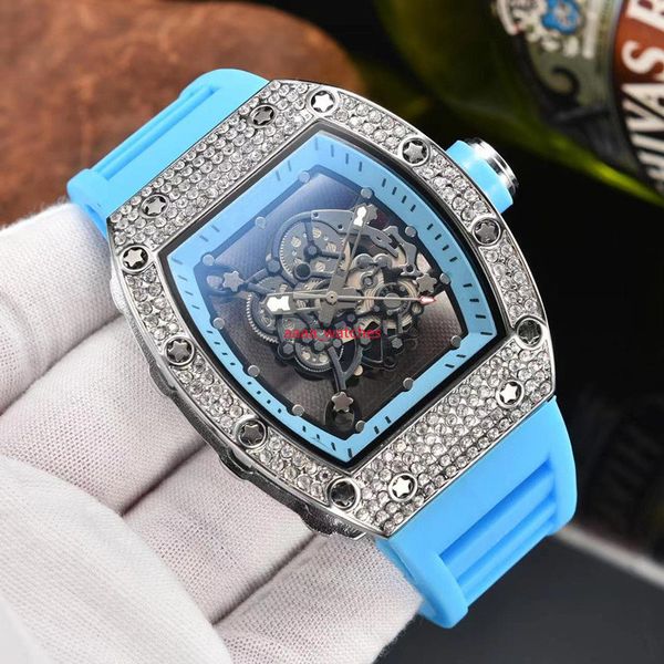 A188 diamante nuevo ahueca hacia fuera la personalidad reloj con cabeza de tigre aceite de cerámica cuarzo caminar relojes unisex