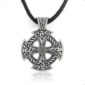 A29 Style Vintage religieux croix noeud Totem attrayant Viking collier pour hommes et femmes 266k