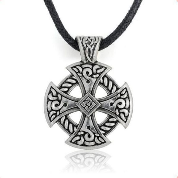 A29 Estilo vintage Cross Cross Knot Tótem atractivo Collar vikingo para hombres y mujeres214y