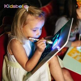 A3 Big Light Lichtgevende Tekening Board Kids Toy Tablet Draw in Dark Magic Met Light-Fun Fluorescent Pen Kinderen Educatief Speelgoed LJ200907
