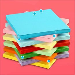 A4 Color Manual Cardboard Paper multicolore Origami Paper Cracat Pliage Square Papiers à la main Faire des cartes de scrapbooking DIY Gift Gift