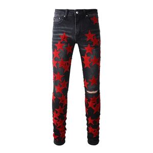 A885 Mens Cool Designer Jeans jeans minces jeans collision rouge étoile collage trous pantalon crayon stretch 240520
