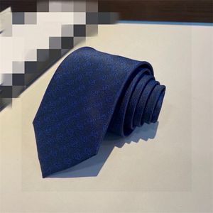 AA Fashion Brand Men Lies 100% Silk Jacquard Classic Woven Fabriqué à la main Solide For Men Wedding Casual and Business Neck Tie 889