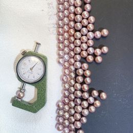 AA Fashiong Vente chaude Round Pearl Natural Half Hole Fresh Water Pearls Perles 4-4,5 mm pour les accessoires de bijoux de fabrication de bricolage