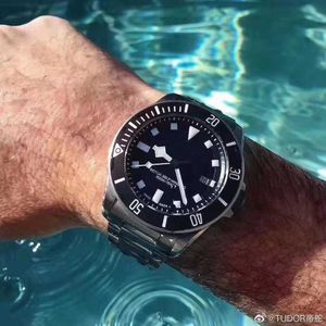 AA Heren Pelagos Horloge Designer Luxruy Tudr Horloges Prx Uhr Mechanisch uurwerk Horloge met doos Zwarte wijzerplaat Datum Montre Homme