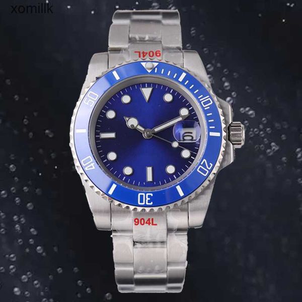 AA Reloj para hombre Submarino Relojes de moda para hombre Alta calidad Automático 8215 Movimiento 904L Acero inoxidable Luminoso Zafiro Relojes de pulsera impermeables Montre con caja