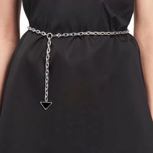 AA112 ner ceintures marque Laides robe accessoires ceinture femmes taille chaîne classique Triangle Sier ceinture mode collier