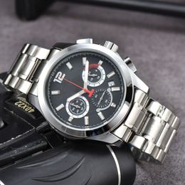 AAA 2023 Heren Tops horloge horloges Designer 43MM Automatische Quartz mode Klassieke stijl Roestvrij Staal Waterdichte saffier horloges AA1