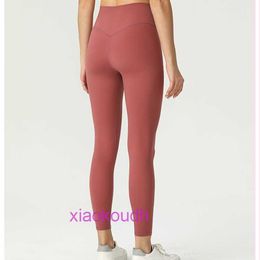 AAA Designer Lul Pantalon de yoga sportif confortable confortable s'alignent avec le même sans les lignes maladroites hautes taille et la forme physique serrées pour les femmes