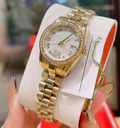 AAA Diseñador Reloj para mujer Movimiento de cuarzo Caja de aleación de tamaño 28 mm con diamante Pequeño Libro Rojo diez colores 01