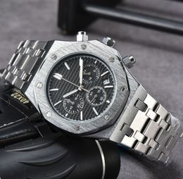 AAA Neue Modeuhr Herren Automatik Quarzwerk Wasserdicht Hochwertige Armbanduhr Stundenzeigeranzeige Metallarmband Einfache Luxus Beliebte Uhr dhgate A1