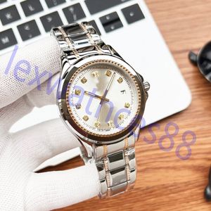 Calidad AAA Relojes de lujo para hombre Movimiento de cuarzo Batería Splah Caja de reloj impermeable Diseño de reloj de pulsera deportivo Es un símbolo de gusto y dignidad en la vida.