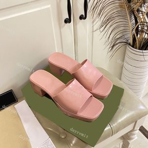 AAAAA merk slippers dupe candy jelly dikke bodem dames glijbanen platform alfabet dame octrooi mode schoenen 35-40 96086