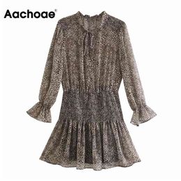 Aachoae Mode Léopard Imprimer Mousseline de mousseline Mini Robe Femmes Volants Robe de soirée à manches longues Dames Bow Tie Chic Robes Robes 210413