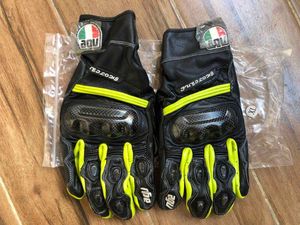 Aagv Guantes Agv Guantes de equitación de fibra de carbono Cuero de carreras de motocicletas de alta resistencia Anti Drop Knight Comodidad para hombres y mujeres en todas las estaciones de verano E0e5