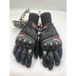 Aagv Handschoenen Koolstofvezel Rijhandschoenen Heavy-duty Motorracen Leer Anti Drop Waterdicht Comfortabel voor Heren en Dames Alle zomerseizoenen Agv Zwart Jxxk