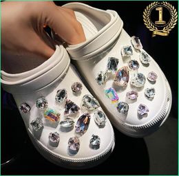 AB Fancy Diamond Charms Designer Bling Rhinestone Shoe Decoration Charm voor Jibs S Kids Boys Women Girls Gifts6136998