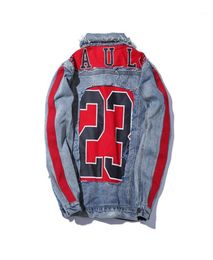 Aboorun Fashion Red Patchwork Denim Jacket Men039s Lettre imprimées de détruits Streetwear Hip Hop Blue Jeans Veste mâle R3202231648