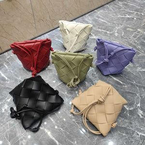 Abottegas Vneta Jodie Mini Teen Intrecciato Designer Tote Spring Magnetic Suction Clip Handwoven Bucket Bag Leather One Shoulder Crossbody voor dames