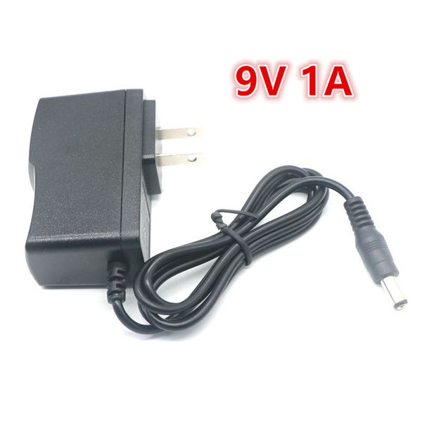 Transformadores de iluminación AC 100-240V para DC 9V 1A 1000mA Adaptador de fuente de alimentación conmutada Cargador UE / EE. UU. / Reino Unido / AU Enchufe