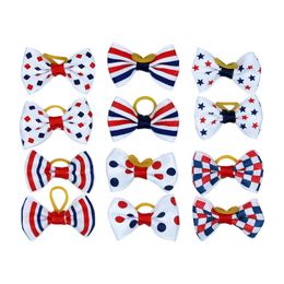 Accessoires 100PCS Hond Haarelastiekjes 4 juli Rood Wit Blauw Hond Grooming Bows Huisdier Haar Accessoire Huisdier strikken Levert