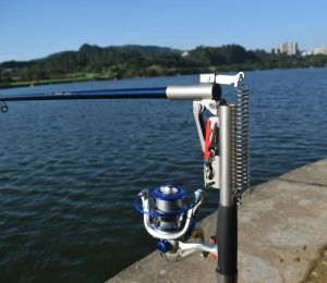 Accessoires Livraison gratuite 2.12.42.73.0 m Vole de pêche automatique (sans bobine) Fish de piscine de la rivière Sea River idéale avec matériel en acier inoxydable