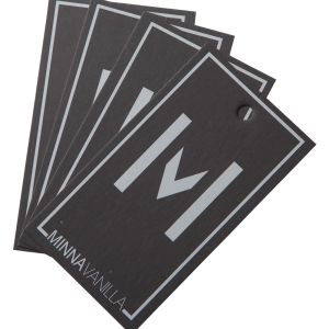 Accessoires 200pcs / lot Tag de papier de papier kraft personnalisé pour vêtements Tags de prix imprimés Caching Swing Tags avec des étiquettes de papier logo OEM