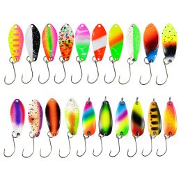 Accessoires 20 stks Trout Visserij Lures Set zoetwater 3G Micro Metal Spoon Spinner Baubbles Single Hook A -baits Baars Bass Vissing Tackle