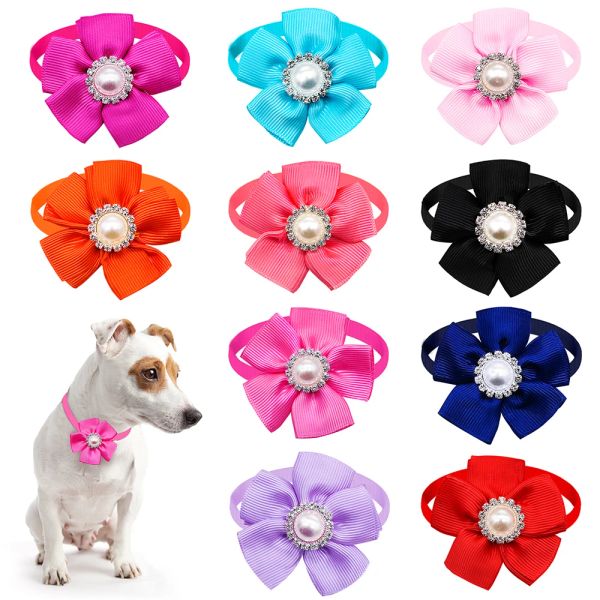 Accessoires 50pcs chiot décorer le nou de chien de chien avec des stratones de perles toilettage collier de chien réglable pour petit chien accessoires en gros
