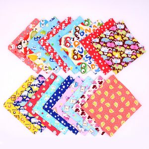 Accessoires 60 pièces 100% coton bandanas pour chiens en vrac vente en gros produits les plus vendus chiens printemps été bavoirs pour chiens écharpe fournitures pour chiots