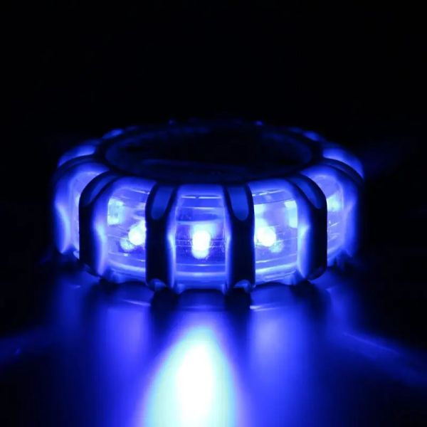 Accessoires 8 Modes d'urgence Traffic Safety Road Road Flare Farning Avertissement Light Alarming 12 LED MAGNETIE BASE DISC BACON POUR CHARG
