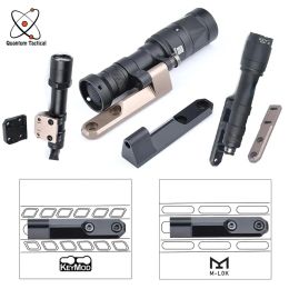 Accessoires AirSoft Tactical Flashlight Offset Side Mount Fit Keymod MloK Picatinny SMR Rail voor Surefir M300 M600 Wapen Scout Light Base