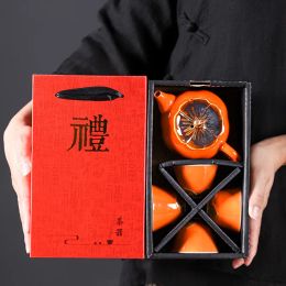 Accessoires Chinese reizen Kung Fu Ceramic Tea Set 1 Teapot 4 theekops thee -ceremonie draagbare Persimmon Shape Teapot Exquisite Gift Box