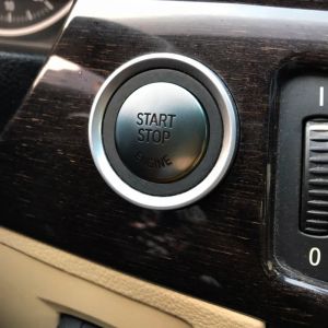 Accessoires Chrome ABS Démarrer les boutons d'arrêt des paillettes de décalage pour BMW E90 E92 E93 3 Série 20052012 INTÉRIEUR DE CAR CORT