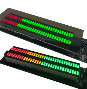 Accessoires DC 12V 24V Audio -niveau Indicator Stereo Music Spectrum LED -lichtversterker VU -meter voor auto Mp3 -speler Lichte sfeerlampen