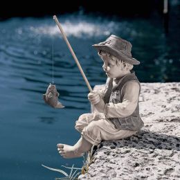 Accessoires State de jardin Gone Fishing Boy Ornement Pêcheur avec une sculpture de canne à pêche pour le jardin de l'étang Décoration extérieure